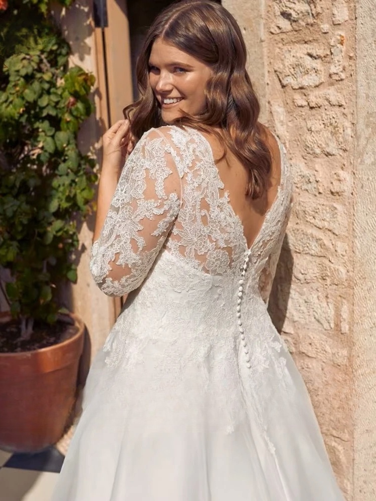 Classic Wedding Dresses Plus Size V-Neck 3/4 Sleeves Bride Gowns Appliques Sweep Train A-Line Organza Vestido De Noiva Ballgown 2 Classic Wedding Dresses Plus Size V-Neck 3/4 Sleeves Bride Gowns Appliques Sweep Train A-Line Organza Vestido De Noiva Ballgown - Bild 2