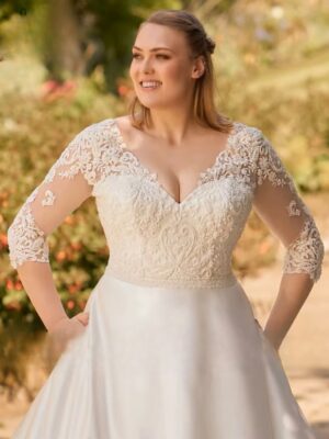 Alternative view of Classic Wedding Dresses 2023 Plus Size V-Neck 3/4 Sleeves Bride Gowns Back Lace-up Lace Applique A-Line Satin Robe De Mariage