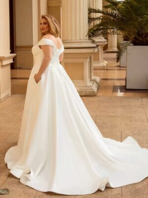 Alternative view of Elegant Wedding Dress For Women Plus Size Satin V-Neck Off The Shoulder Bride Gown Lace Up Sweep Train A-Line Robe De Mariée