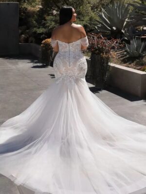 Alternative view of Sweetheart Wedding Dresses Plus Size Off the Shoulder Bride Gowns Appliques Sweep Train Mermaid Vestido De Novia PSL98001