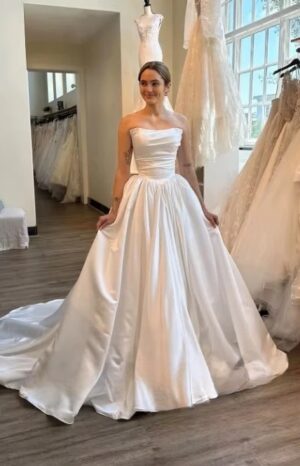 SoDigne A-line Satin Simple Wedding Dresses Strapless Sleeveless Bridal Dress Long Wedding Gown Robe De Mairee Customized
