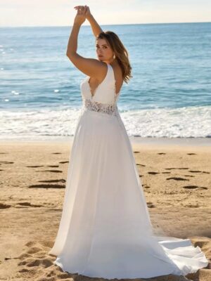 Alternative view of Beach Wedding Dresses Plus Size Deep V Neck Sleeveless Bride Gowns Appliques Back Button Sweep Train A-Line Vestido De Noiva