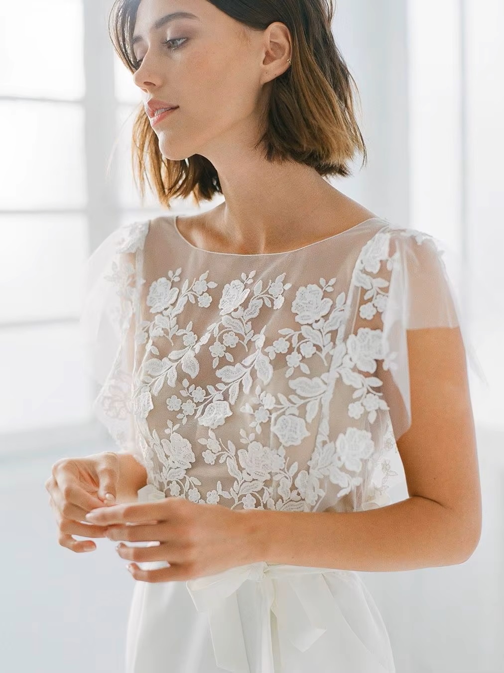 Customized Beach Short Wedding Dress Simple Mini Bridal Dresses Sexy Backless Elegant Boho Bride Gown Lace Appliques Vestidos 4 Customized Beach Short Wedding Dress Simple Mini Bridal Dresses Sexy Backless Elegant Boho Bride Gown Lace Appliques Vestidos - Bild 4