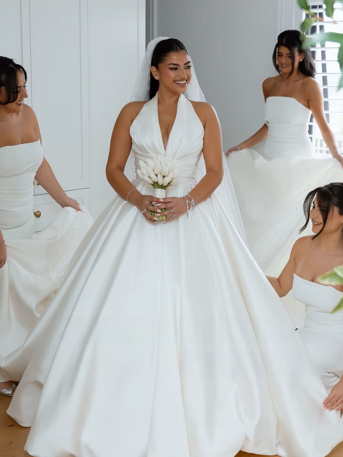 SoDigne A-line Satin Simple Wedding Dresses Sleeveless Halter Bridal Dress Long Wedding Gown Robe De Mairee Customized 4 SoDigne A-line Satin Simple Wedding Dresses Sleeveless Halter Bridal Dress Long Wedding Gown Robe De Mairee Customized - Bild 4