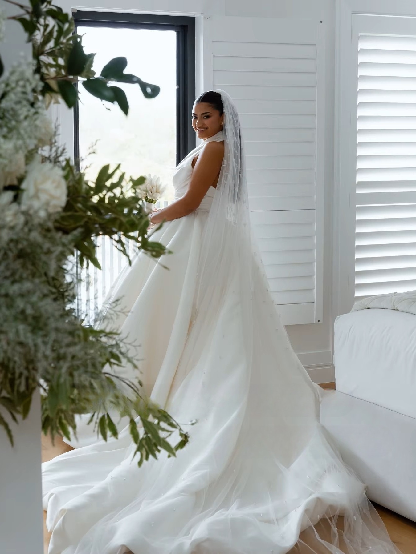 SoDigne A-line Satin Simple Wedding Dresses Sleeveless Halter Bridal Dress Long Wedding Gown Robe De Mairee Customized 3 SoDigne A-line Satin Simple Wedding Dresses Sleeveless Halter Bridal Dress Long Wedding Gown Robe De Mairee Customized - Bild 3