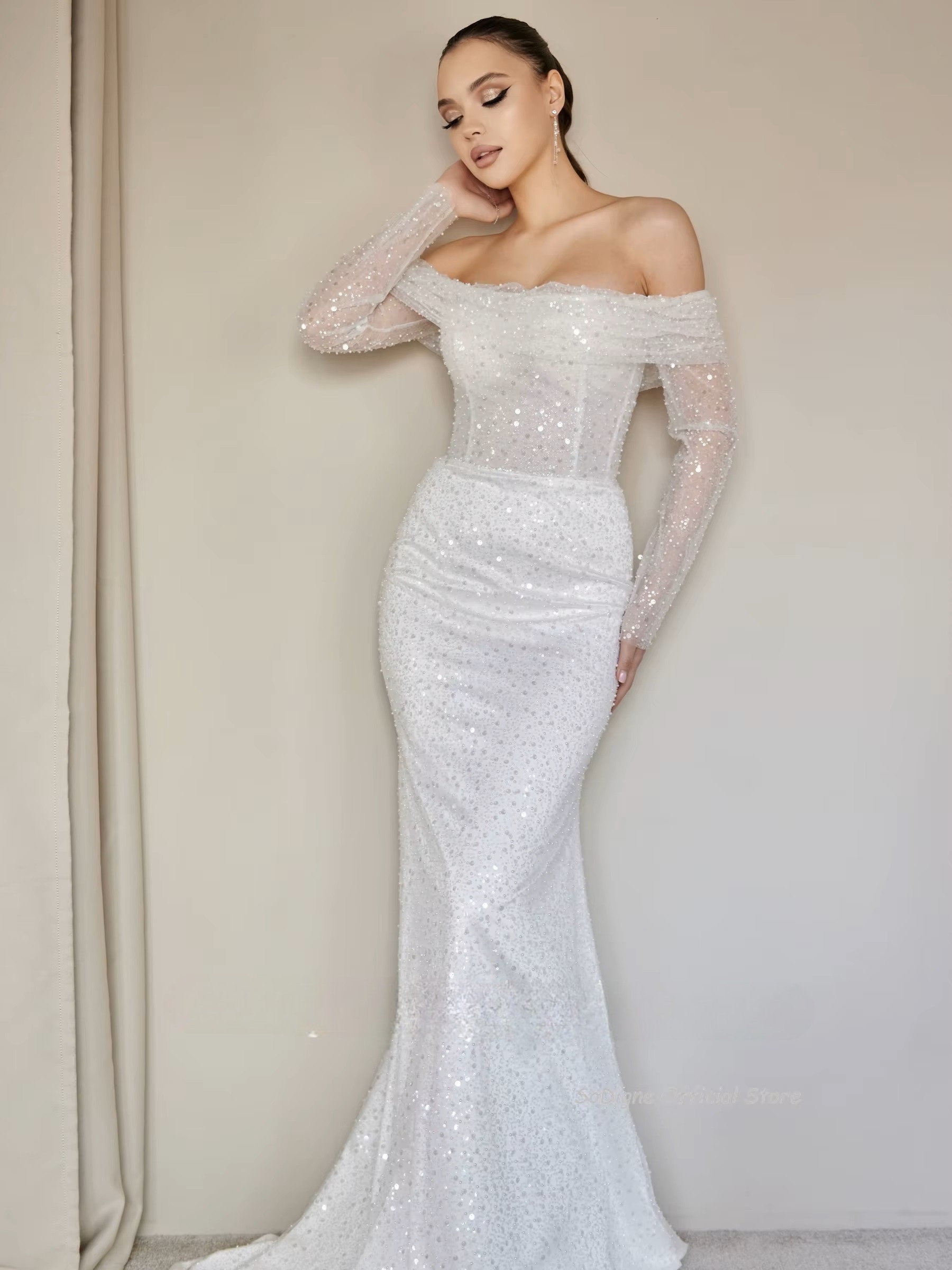 SoDigne Mermaid Glitter Wedding Dresses Off Shoulder Long Sleeves Sequined Bridal Dress Wedding Gown Robe De Mairee Customized 2 SoDigne Mermaid Glitter Wedding Dresses Off Shoulder Long Sleeves Sequined Bridal Dress Wedding Gown Robe De Mairee Customized - Bild 2