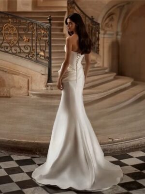 Alternative view of Elegant Mermaid Wedding Dress Women 2025 Sweetheart Pleat Open Back Strapless Train Bridal Gown Vestidos De Noiva Customized