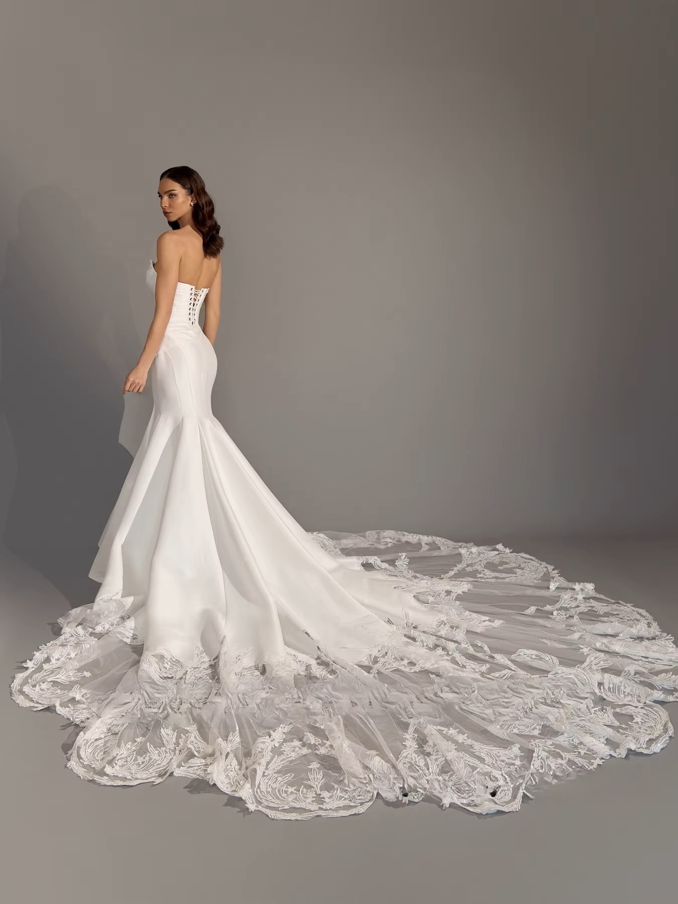 SoDigne Mermaid Satin Appliques Wedding Dresses Sweetheart Sleeveless Bridal Dress Long Wedding Gown Robe De Mairee Customized 2 SoDigne Mermaid Satin Appliques Wedding Dresses Sweetheart Sleeveless Bridal Dress Long Wedding Gown Robe De Mairee Customized - Bild 2